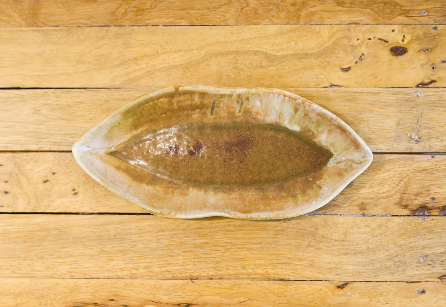 Playa (yellowish plate)