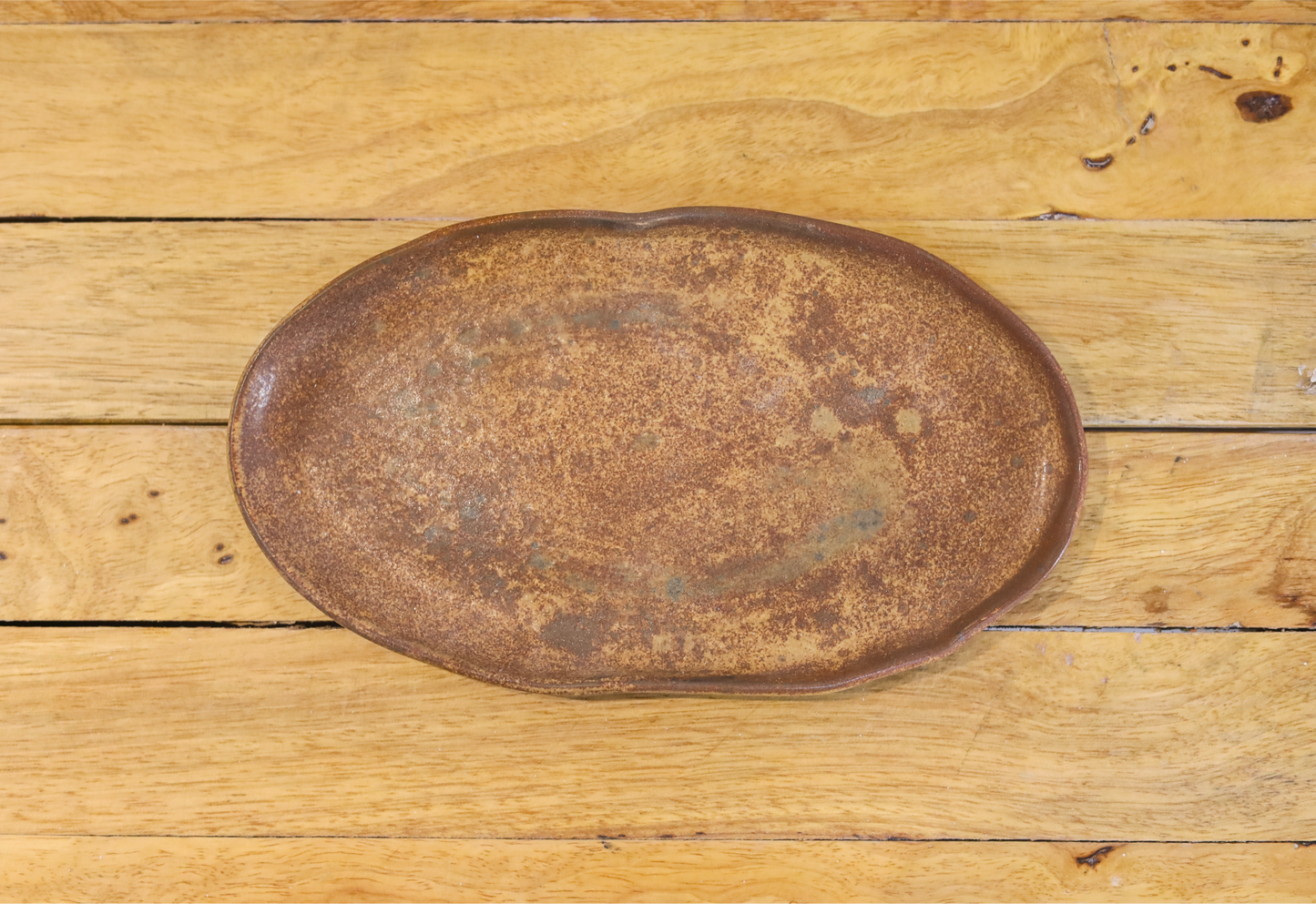 Bulaos (red ochre plate)