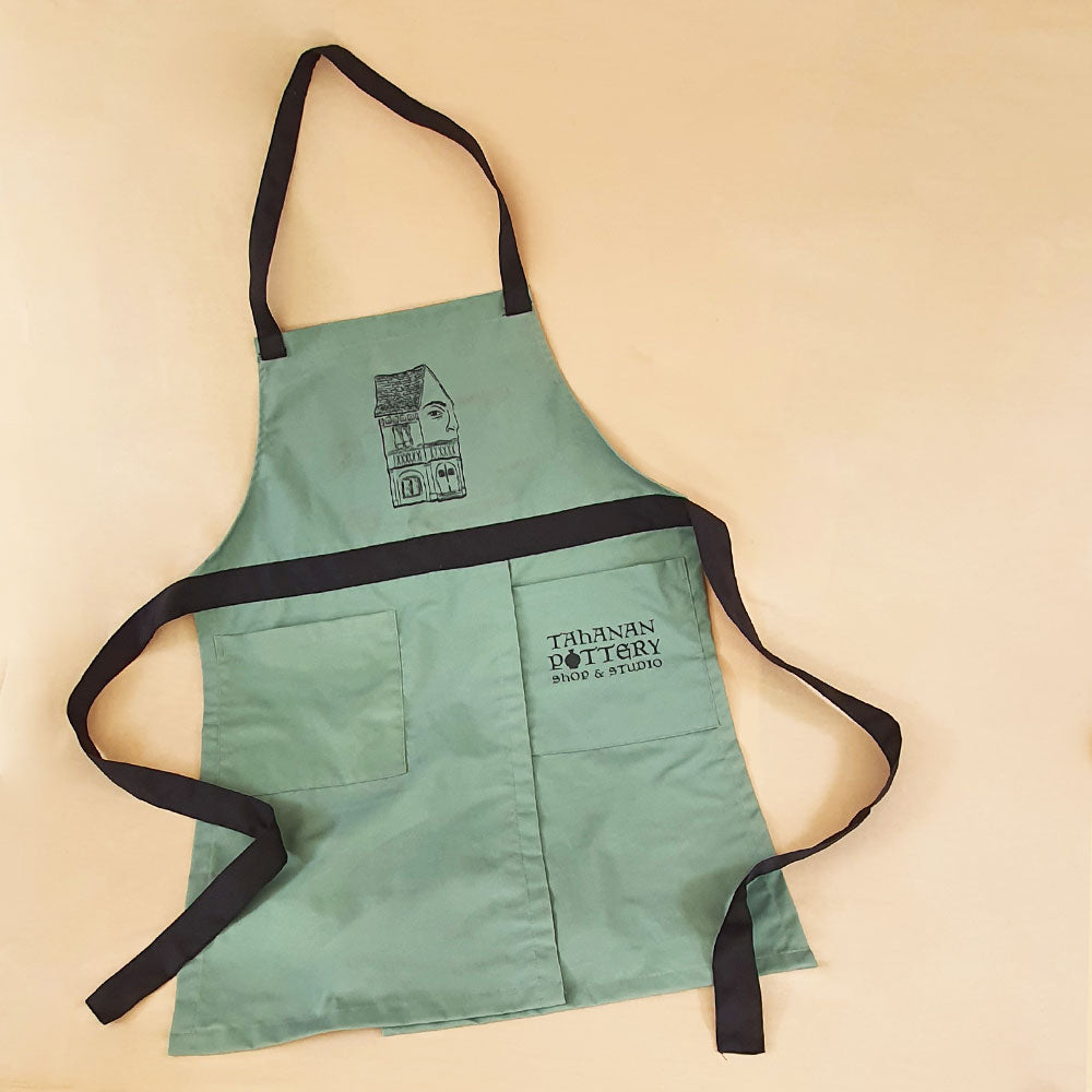 Tahanan Potter’s Apron